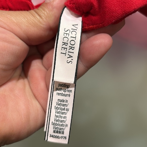 Victoria's Secret Red Satin Bow Bralette - Picture 2 of 5